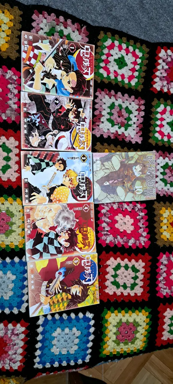 Colección de mangas Kimetsu no Yaiba volúmenes 1-5