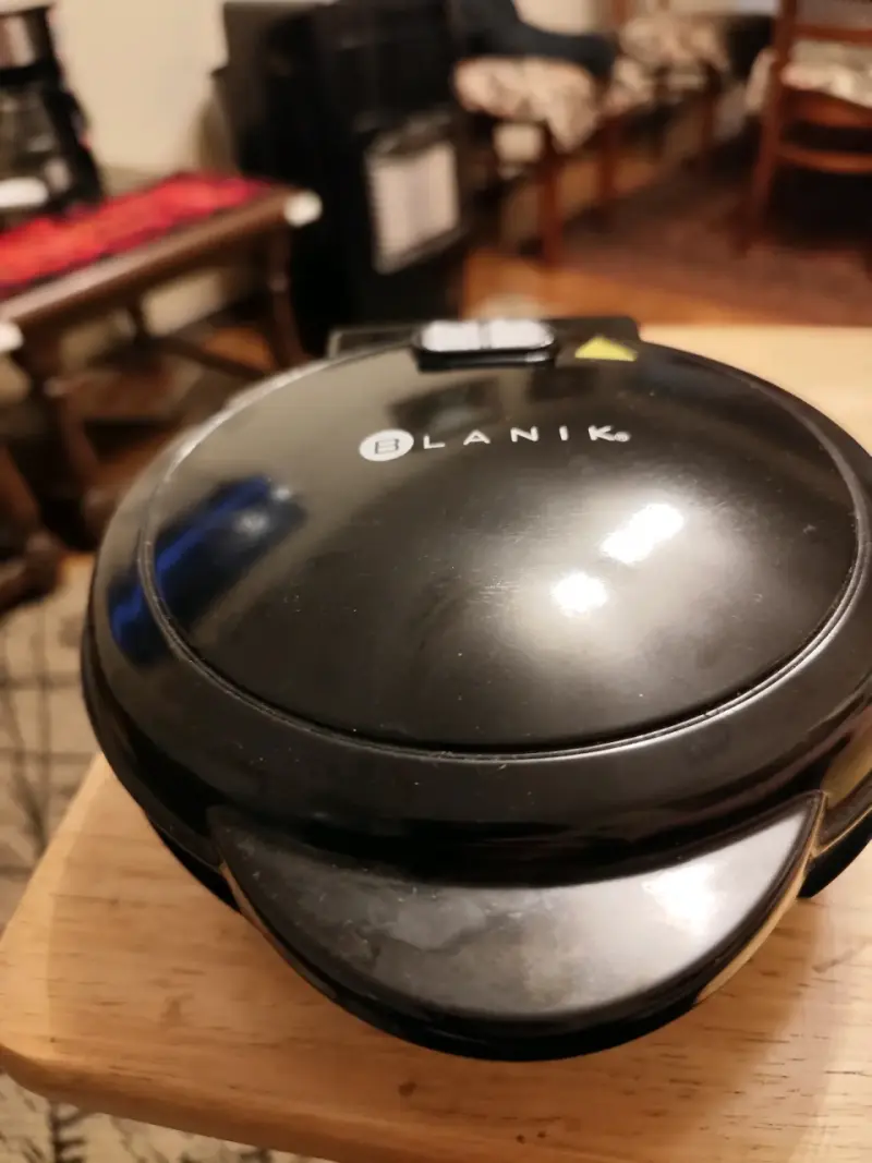 Máquina para hacer omelette Blanik negra - 4