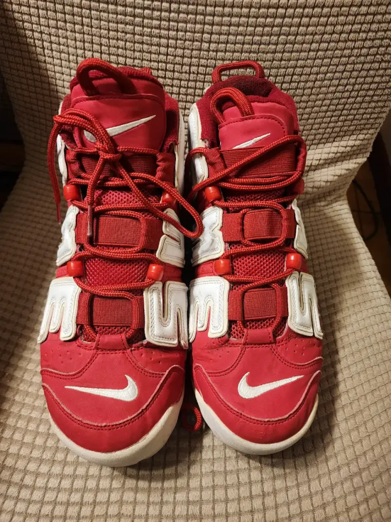 Zapatillas deportivas rojas y blancas Nike Air More Uptempo - 2