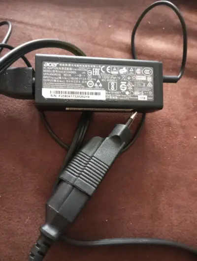 Cargador Original Acer 19V 2.37A 45W Punta Fina Pa - miniatura 1