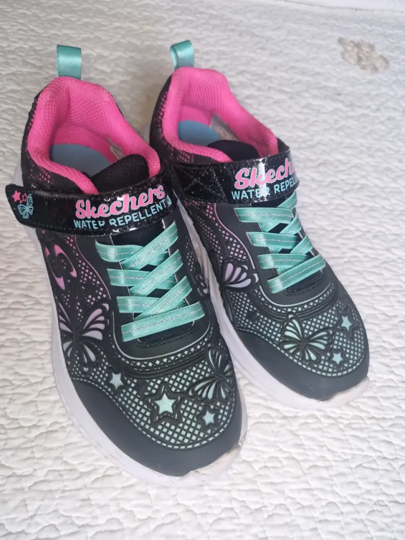 Zapatillas Skechers niña con diseño - 3