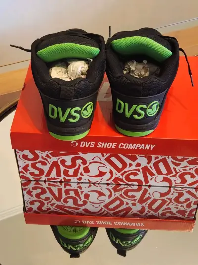Zapatillas  negras y verdes para hombre talla 43 - miniatura 2
