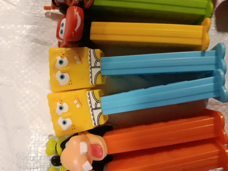 Colección de dispensadores PEZ con personajes animados - 4