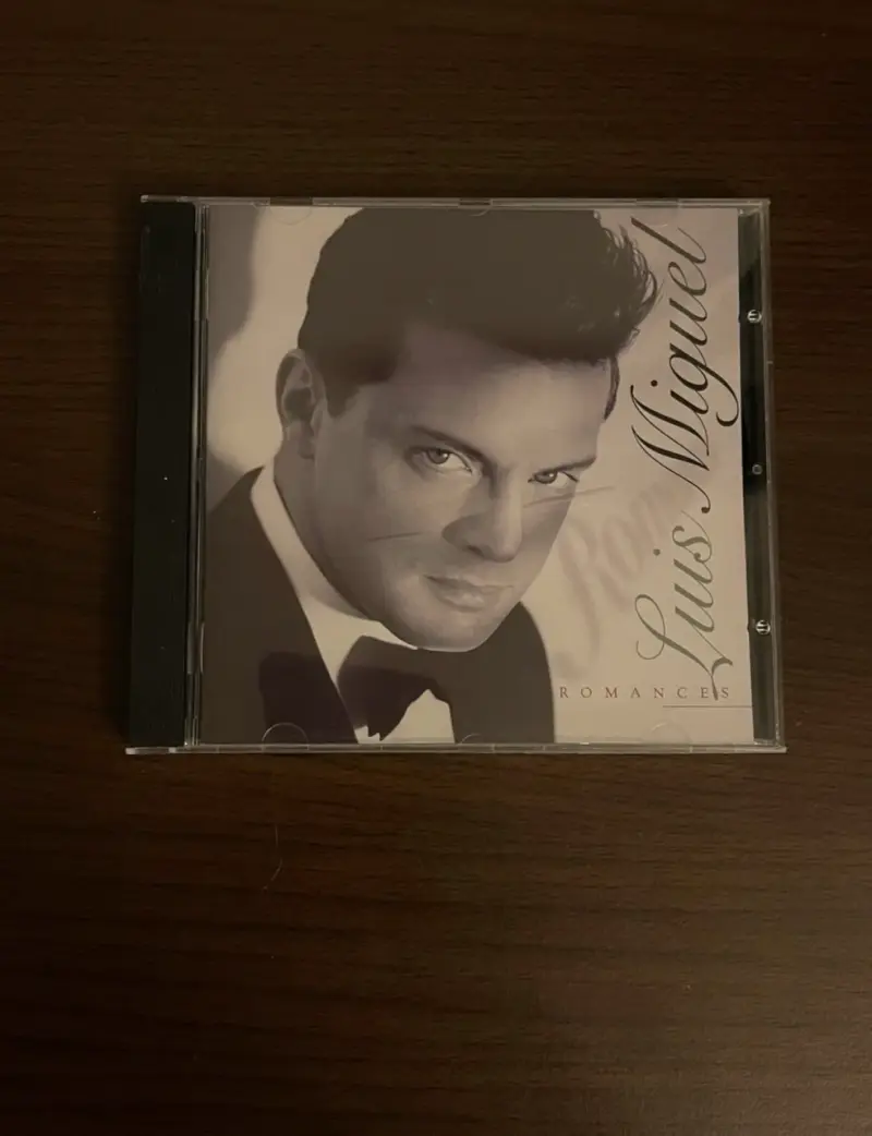 CD Luis Miguel Romances