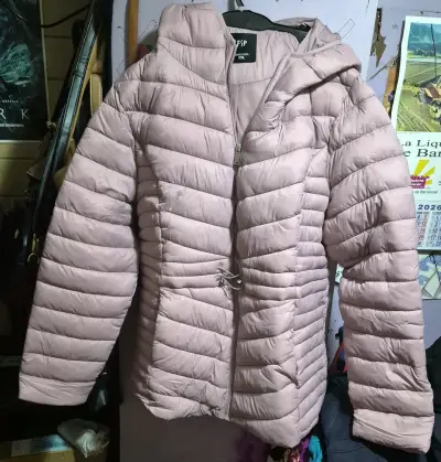Chaqueta acolchada rosada con capucha XXL - miniatura 1