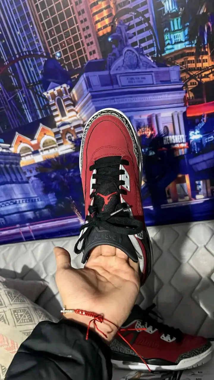 Zapatillas deportivas rojas Nike Air Jordan - 2