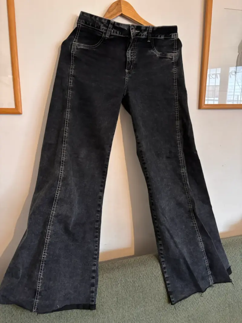 Pantalones de mezclilla anchos negros LPK