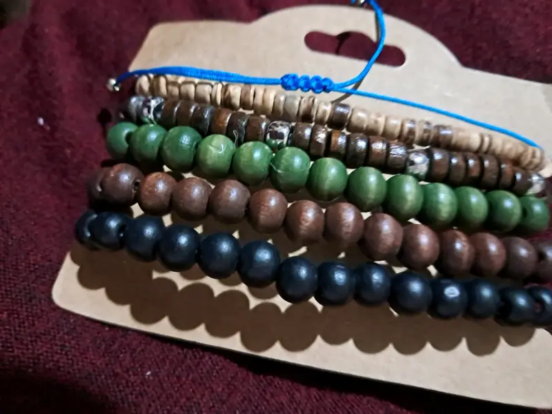 Set de pulseras de cuentas de madera multicolor - 2