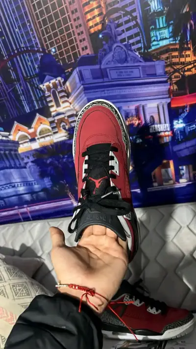 Zapatillas deportivas rojas Nike Air Jordan - miniatura 2