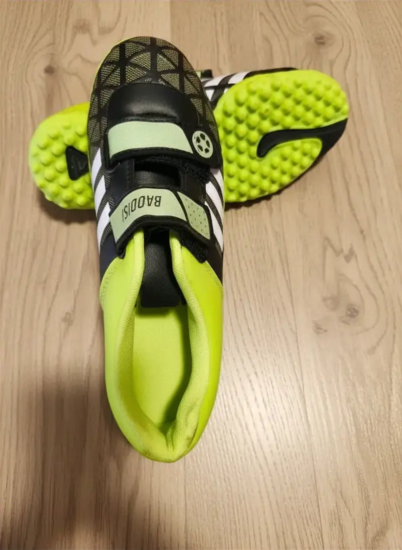 Zapatillas futbolito infantiles Baodisi. Talla 32 - 2