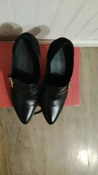 Zapatos de cuero negro Bruno Rossi con tacón - miniatura 5