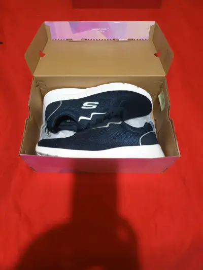 Zapatillas Skechers Memory Foam Talla 40 - miniatura 2