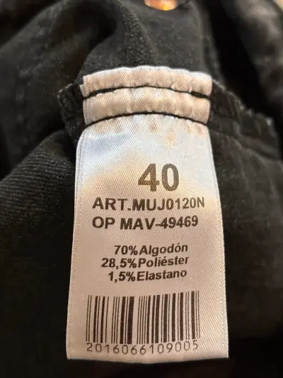 Jeans negros de mezclilla para mujer talla 40 - miniatura 3