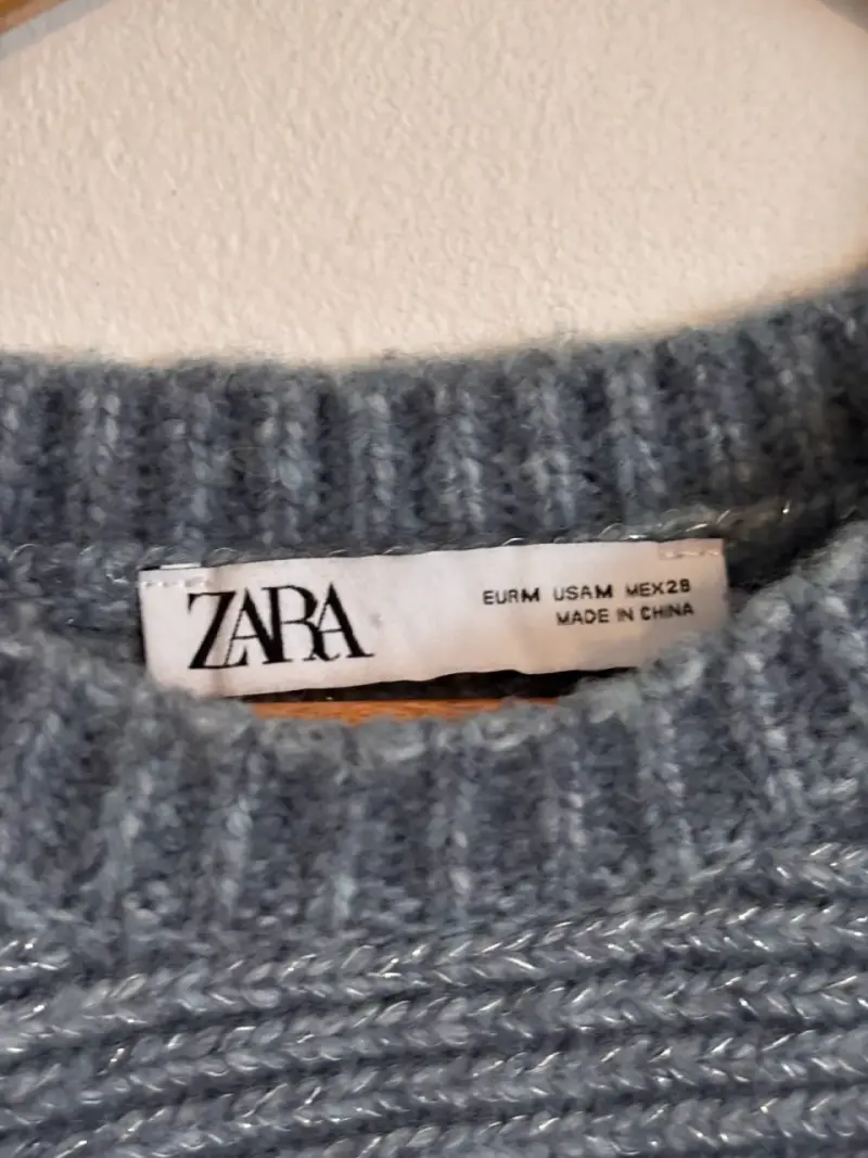 Suéter de punto con mangas abullonadas Zara - 2