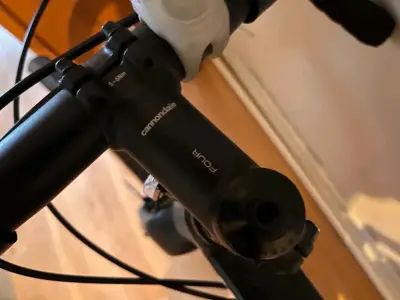 Bicicleta de Gravel Cannondale Negra - miniatura 2