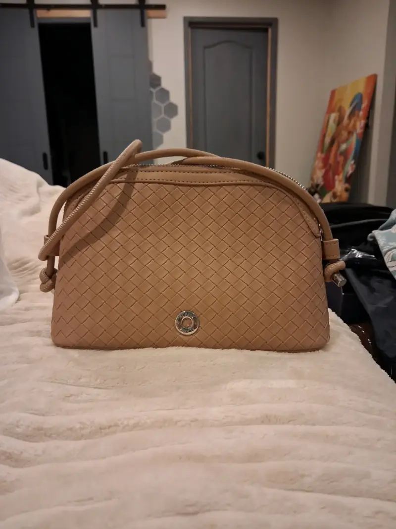 Bolso bandolera Guess negro elegante - 10