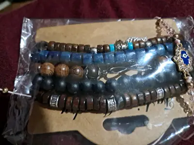 Set de Pulseras de Madera y Piedras Naturales - miniatura 4