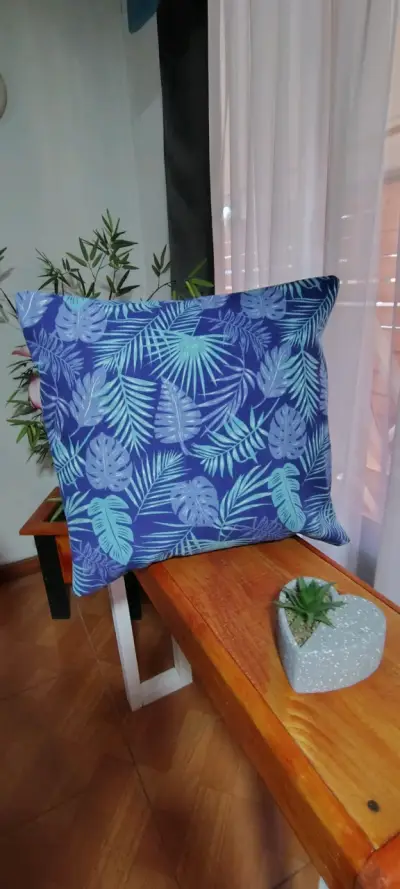 Cojines decorativos con estampados tropicales - miniatura 2