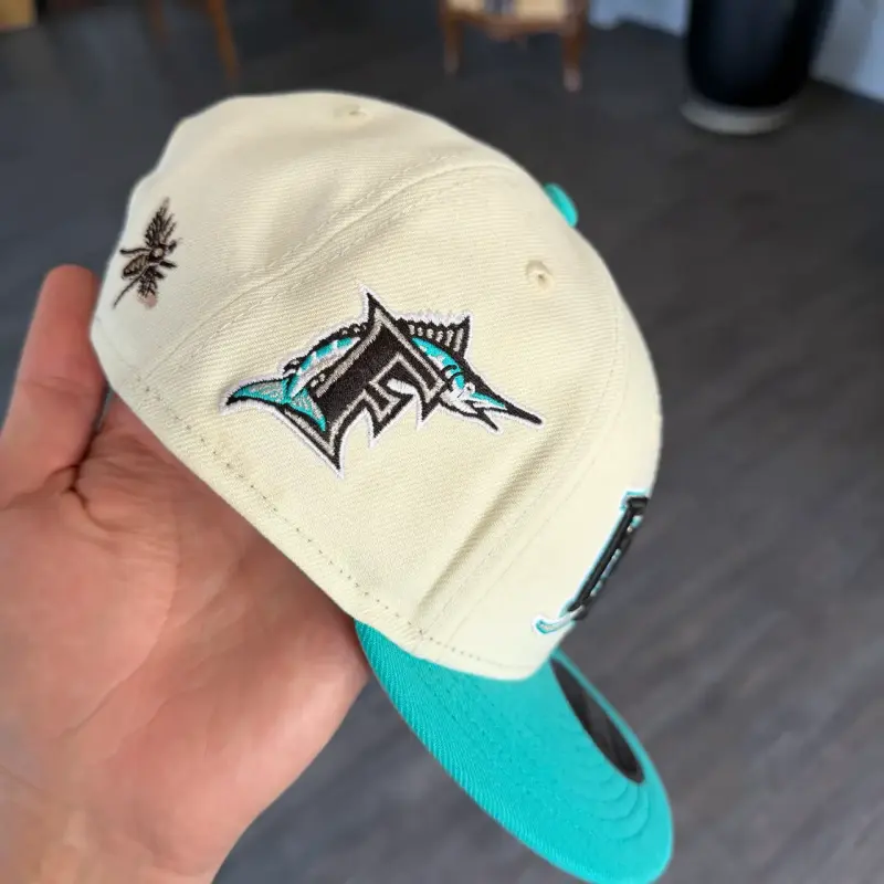 Gorra New Era Florida Snapback beige y turquesa - 2