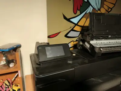 Impresora HP DesignJet T120 para planos y gráficos - miniatura 5