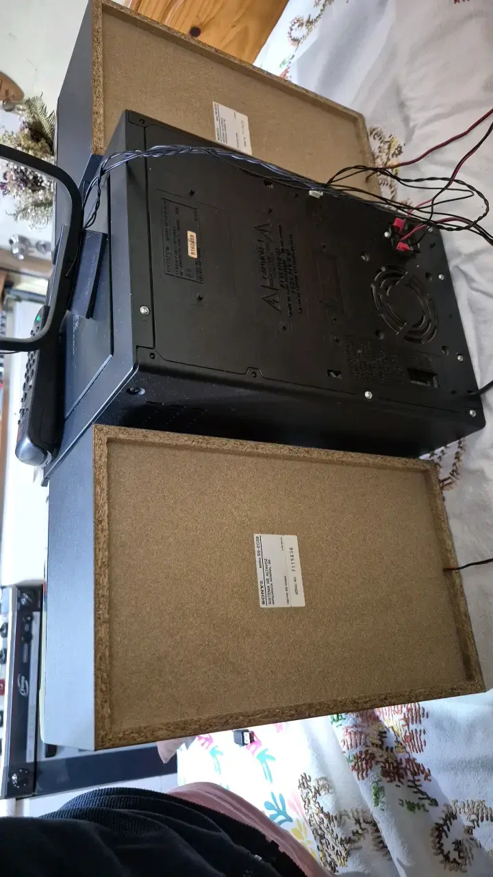 Sistema de sonido Sony con parlantes potentes - 6