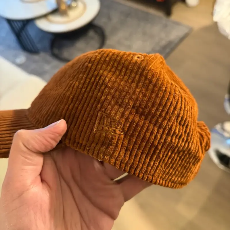 Gorra New Era 9TWENTY ajustable color marrón - 4