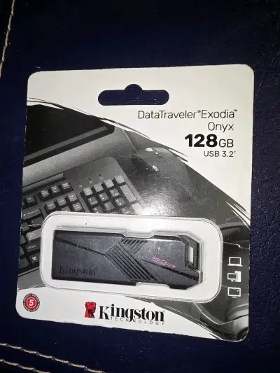 Pendrive Kingston DataTraveler Exodia 128GB US - miniatura 1