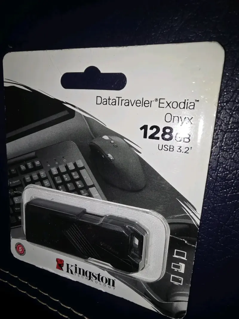 Pendrive Kingston DataTraveler Exodia 128GB US - 4