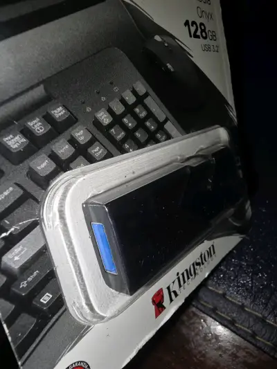 Pendrive Kingston DataTraveler Exodia 128GB US - miniatura 5