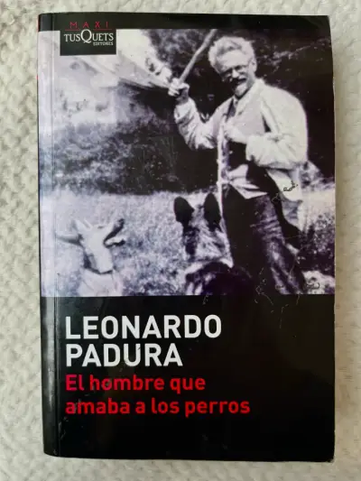 Libro 'El Hombre Que Amaba a los Perros' de Leonardo Padura - miniatura 1