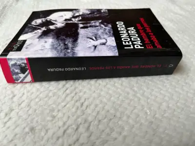 Libro 'El Hombre Que Amaba a los Perros' de Leonardo Padura - miniatura 2
