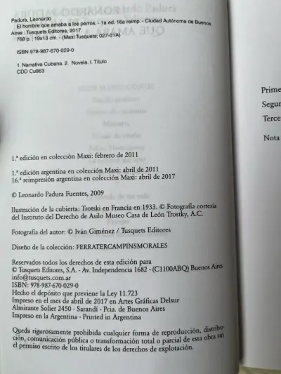 Libro 'El Hombre Que Amaba a los Perros' de Leonardo Padura - miniatura 4