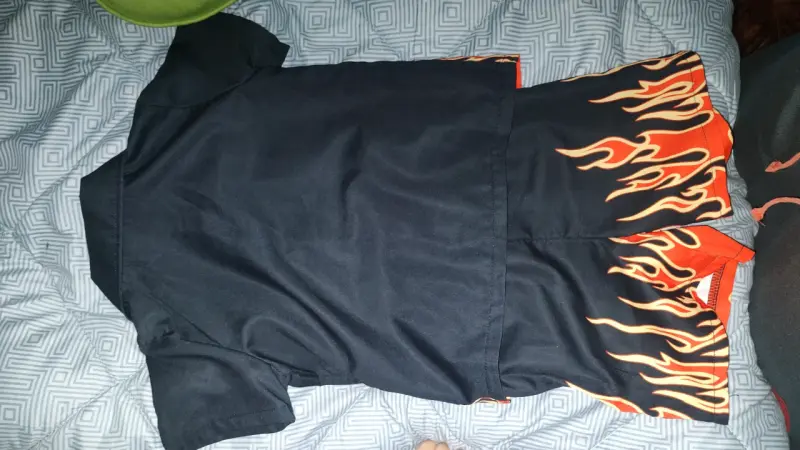 Conjunto infantil con diseño de llamas - 3