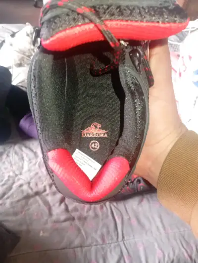 Zapatos de seguridad Darroka negros y rojos - miniatura 3