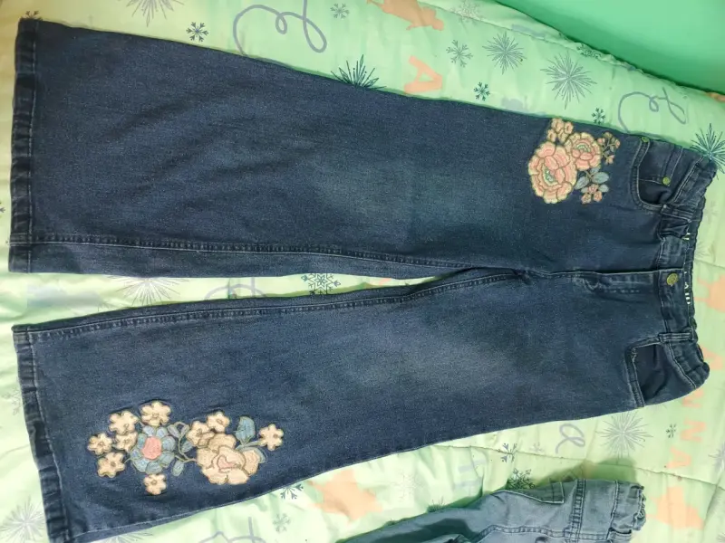 Jeans anchos con diseño floral para niña talla 14 - 2