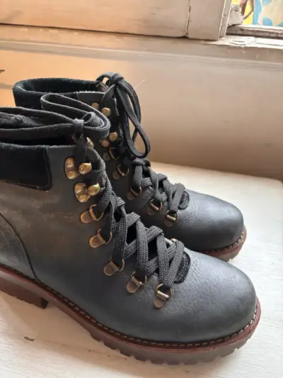 Botines de cuero negro con cordones y suela gruesa - miniatura 4