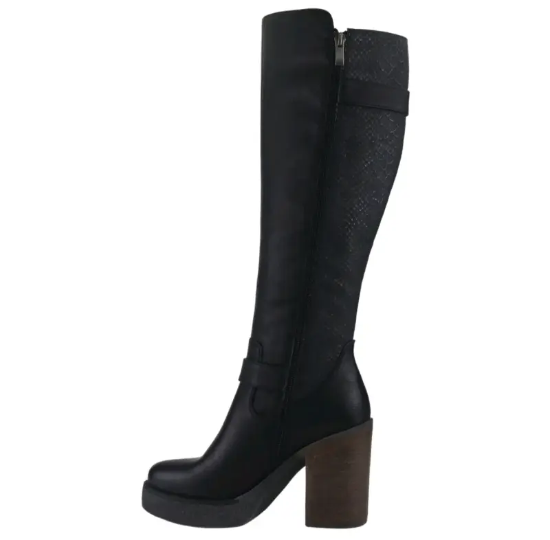 Botas negras de cuero con tacón alto - 2