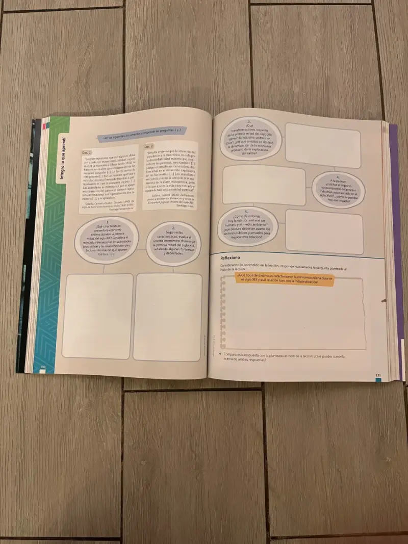 Libro Historia 1 Medio Proyecto Savia - Editorial - 2