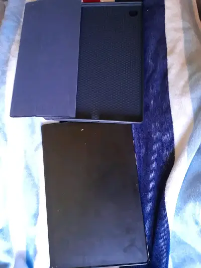 Tablet Samsung Galaxy Tab A7 en buen estado - miniatura 4