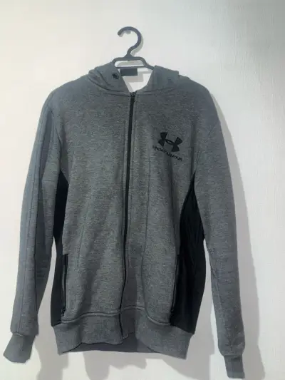 Polerón con capucha Under Armour gris para hombre - miniatura 1