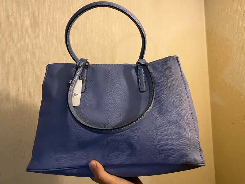 Bolso Guess est 1981 - 2