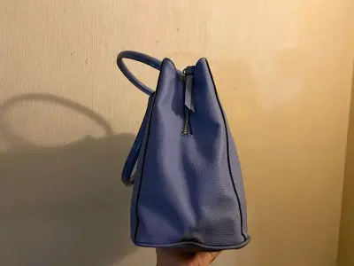 Bolso Guess est 1981 - miniatura 4