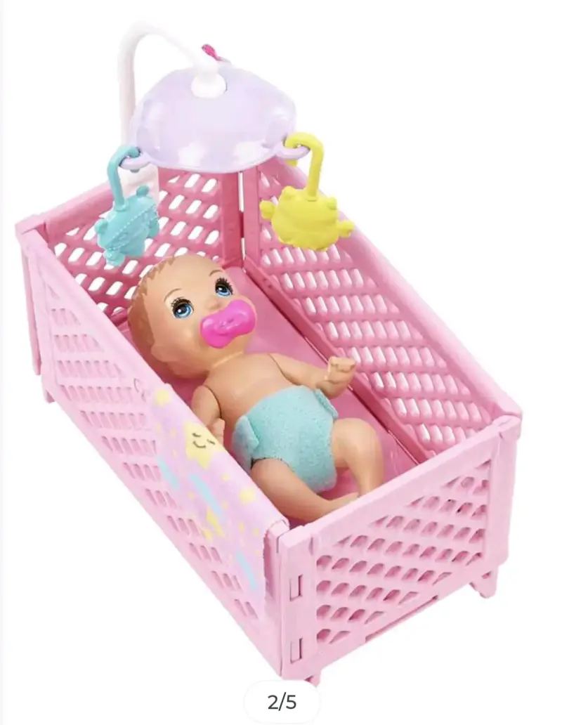 Muñeca Barbie Skipper Babysitters con accesorios - 3