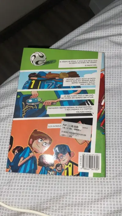 Libro Los Futbolísimos - miniatura 2