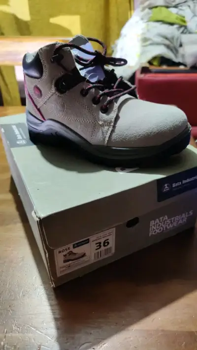 Botas de seguridad Bata Industrials talla 36 - miniatura 1