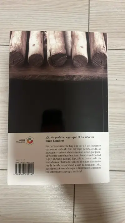 Libro 'Yo, Simio' de Sergio Gómez - miniatura 2