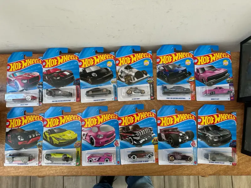 Colección de Autos Hot Wheels en Blister - 5