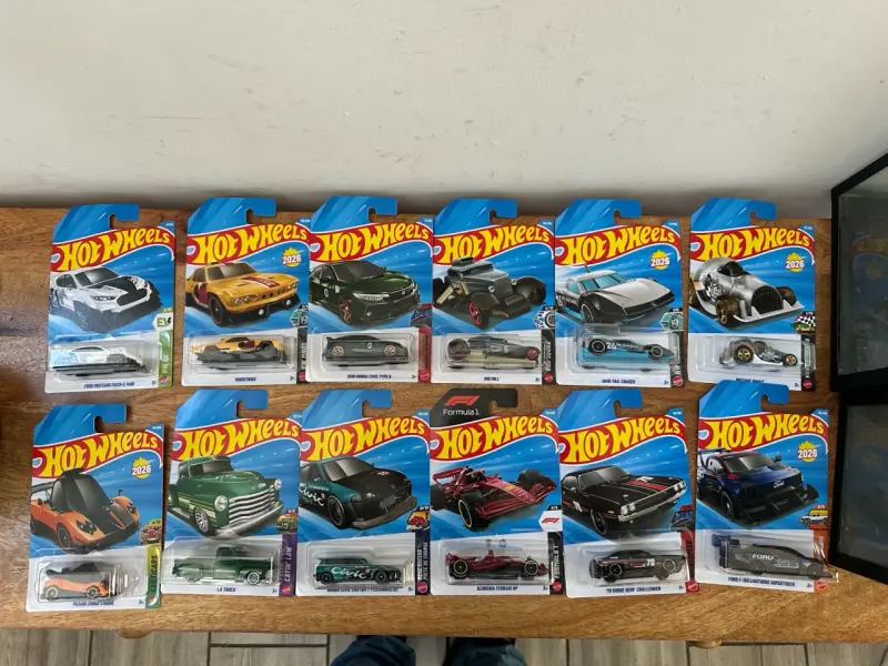 Colección de Autos Hot Wheels en Blister - 6