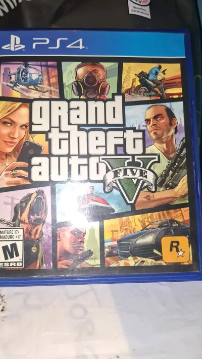 Juego Gran Turismo 7 y grand theft auto 5 PS4 - miniatura 4