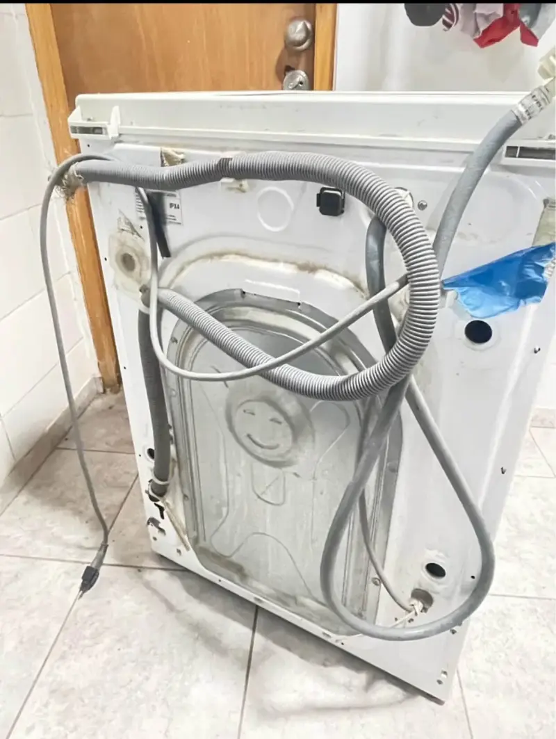 Lavadora Samsung de carga frontal 10 kg - 3